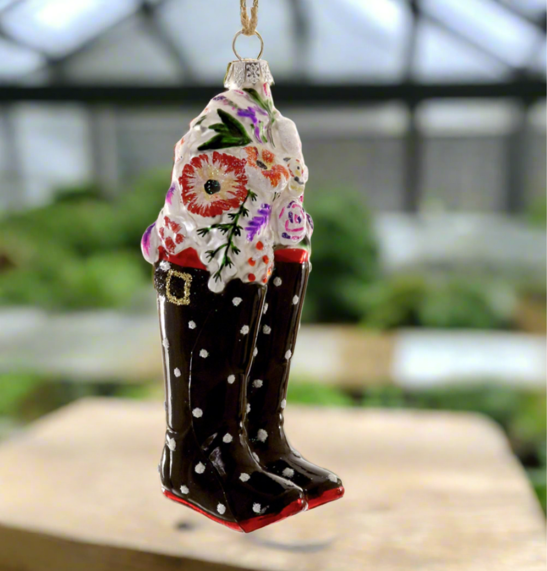 The Canton Christmas Shop Cody Foster Cutting Gardeners Black Wellies Ornament