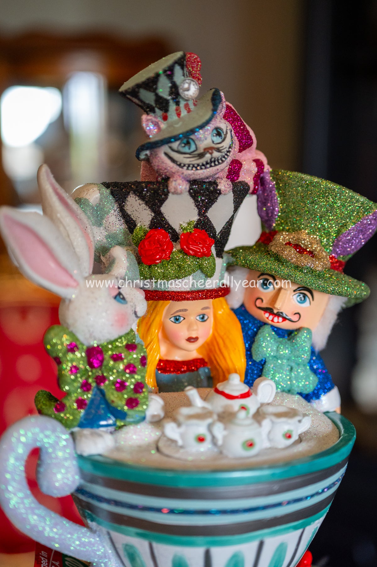 24" Hollywood Nutcrackers™ Alice Teacup Party Hat Nutcracker