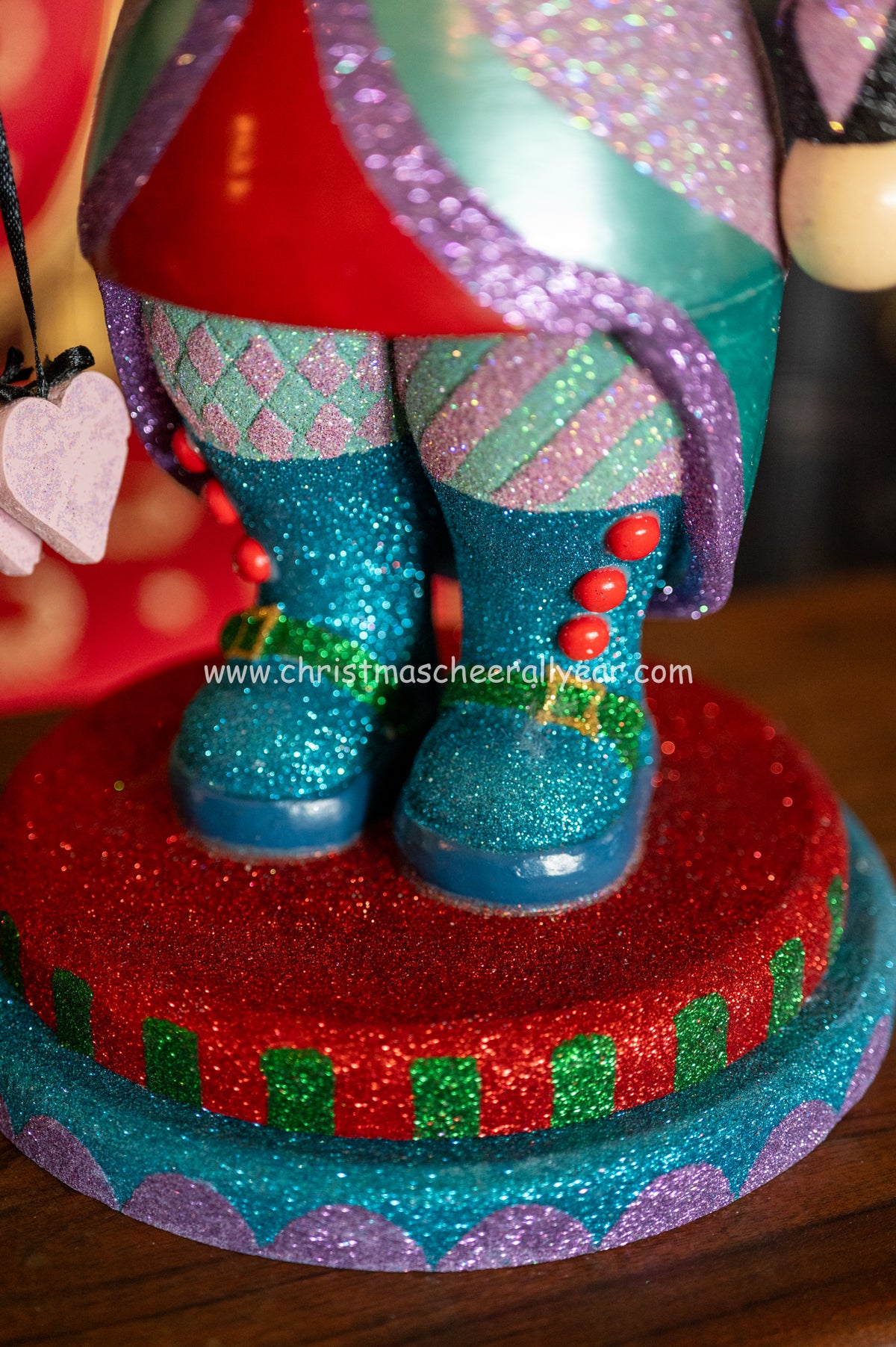 24" Hollywood Nutcrackers™ Alice Teacup Party Hat Nutcracker