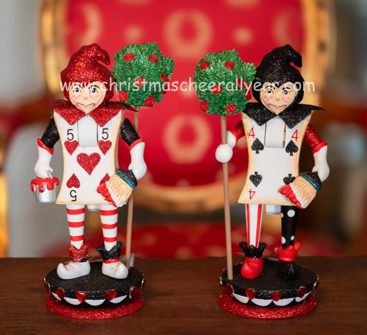 The Queen's Guards nutcrackers by Kurt Adler are a great addition to nutcracker collection. 